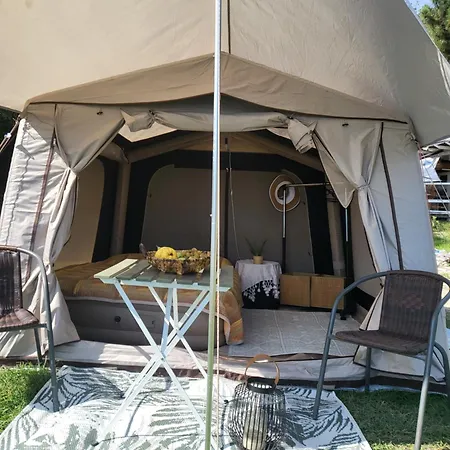 مكان تخييم Ecoclub فارنا