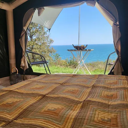 Ecoclub אתר קמפינג וארנה